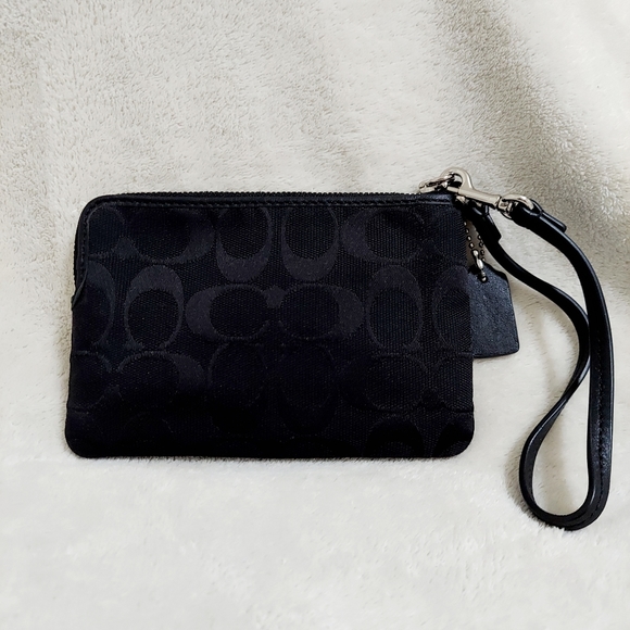 SOLD Coach Black Signature Print Wristlet - Picture 2 of 5